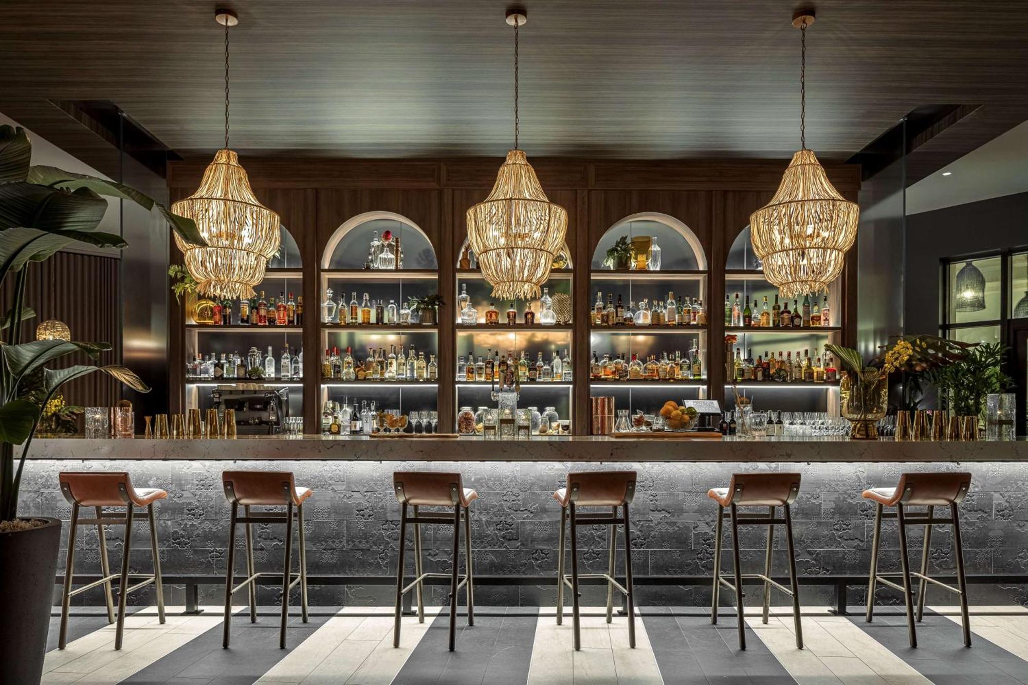 Thesis Hotel Miami Coral Gables, Curio Collection By Hilton Exterior photo