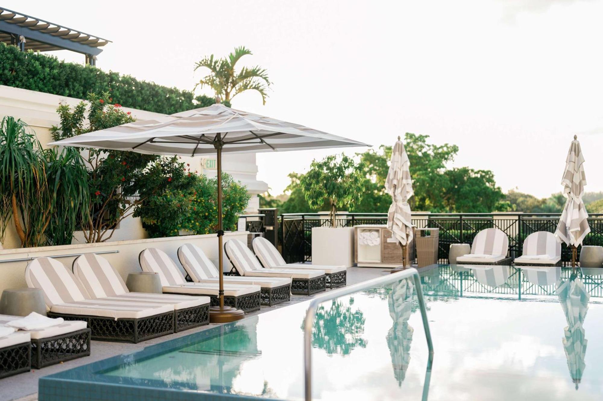 Thesis Hotel Miami Coral Gables, Curio Collection By Hilton Exterior photo