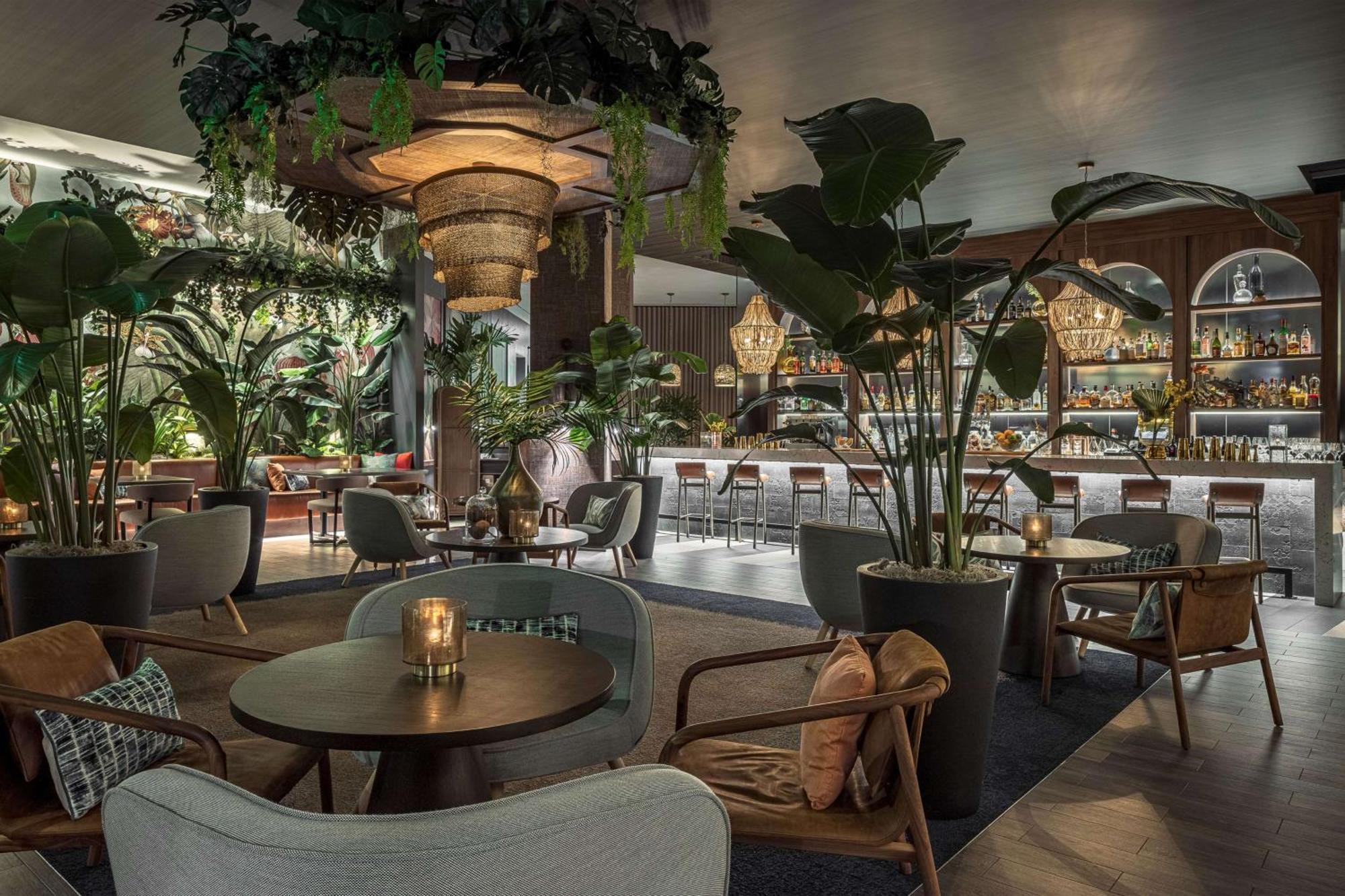 Thesis Hotel Miami Coral Gables, Curio Collection By Hilton Exterior photo